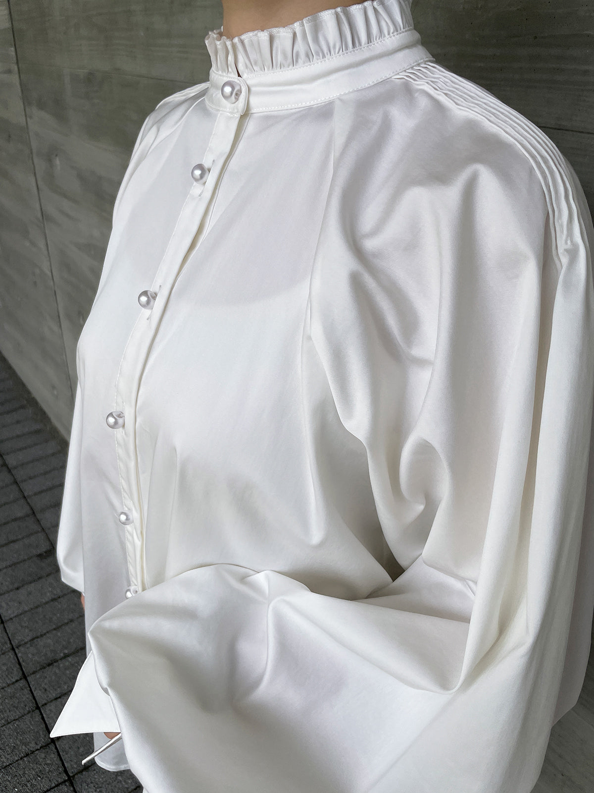 Lupure ribbon blouse White