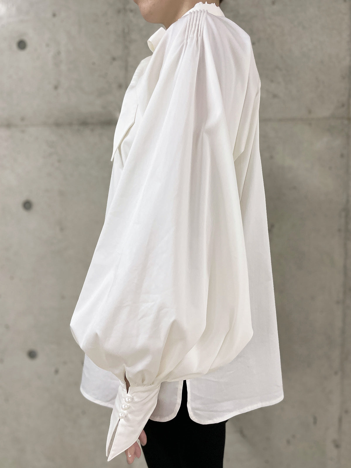 Lupure ribbon blouse White