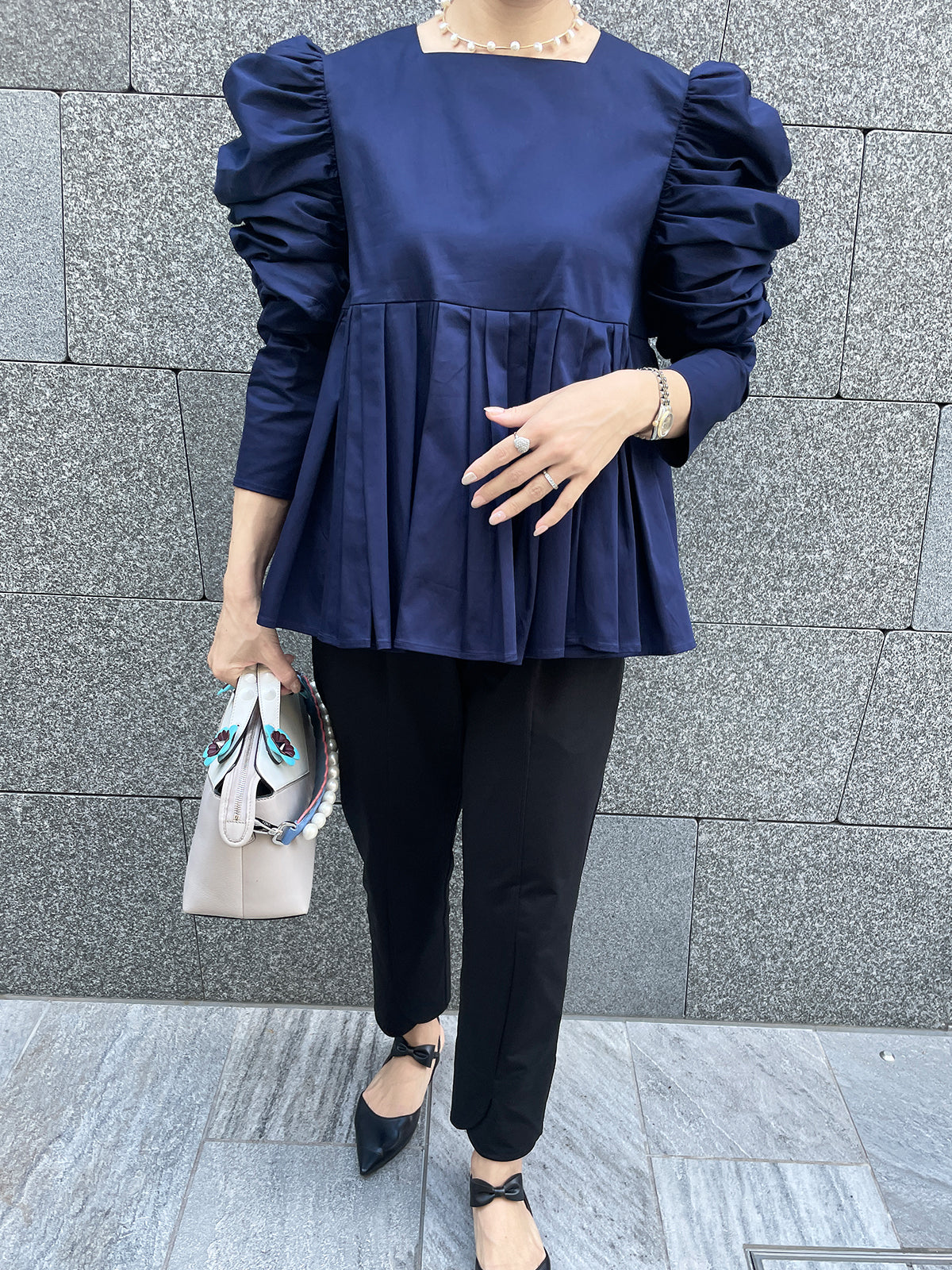 MKMK puffsquare blouse Navy