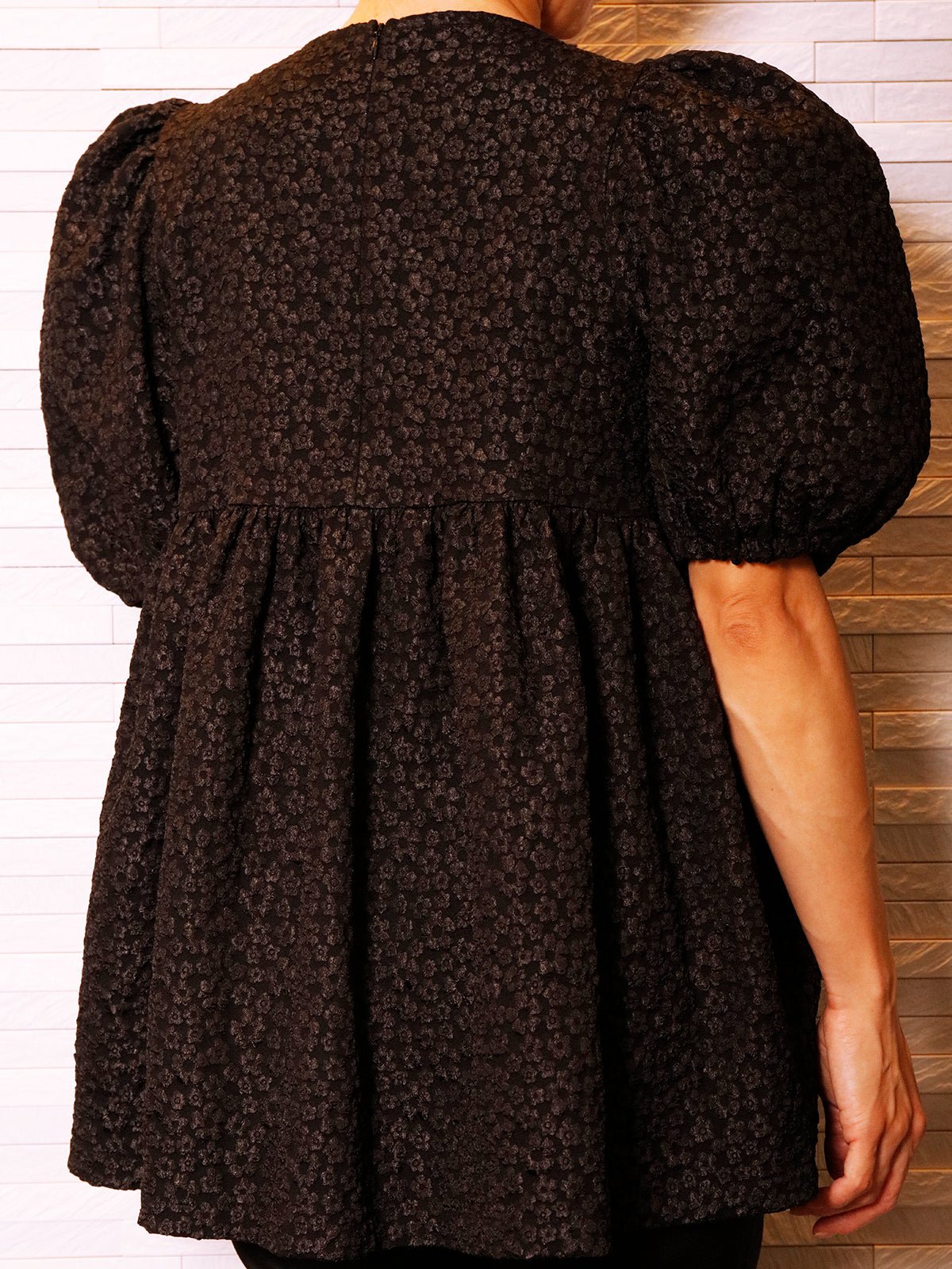 Jacquard Flowers Tops