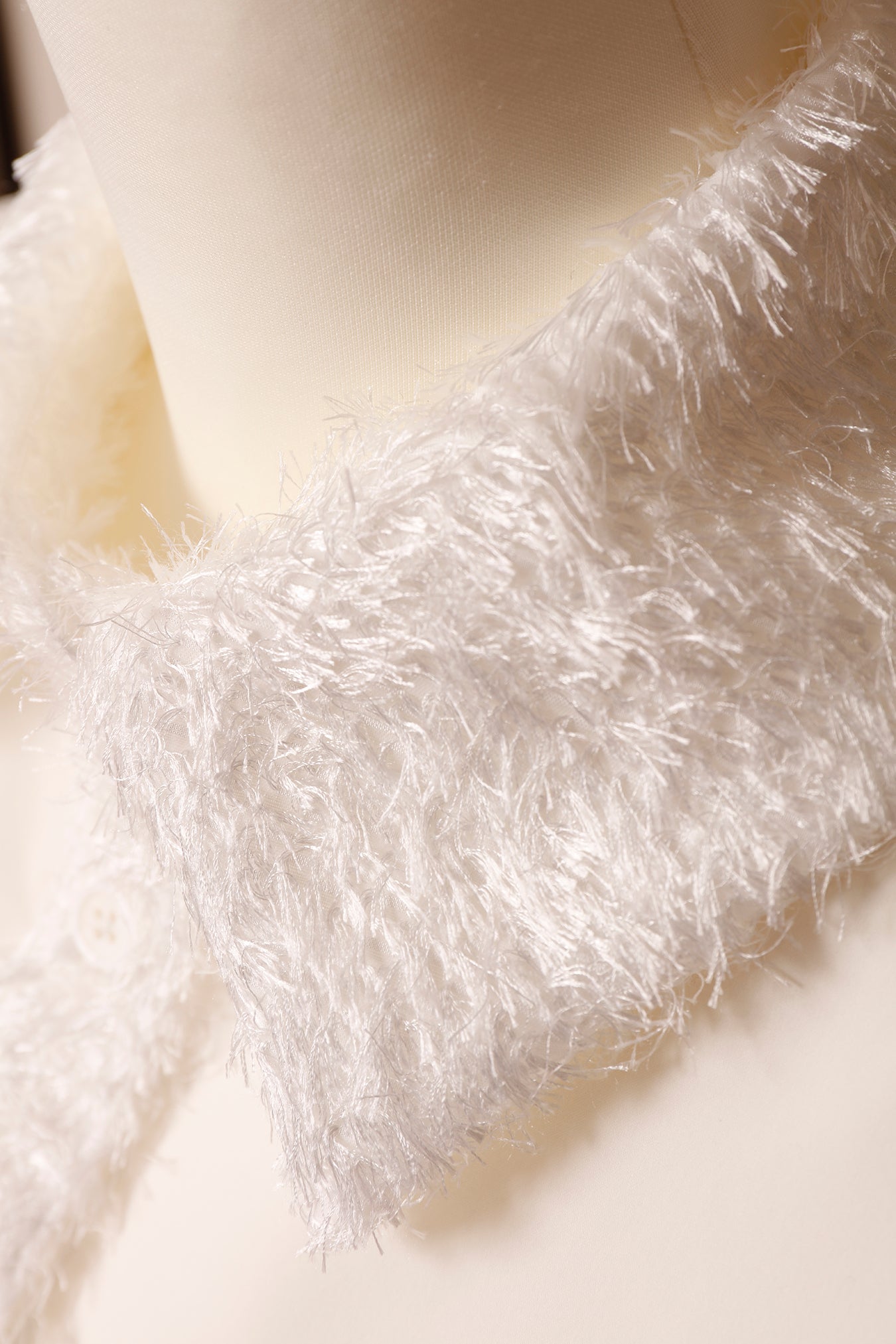 MKMK short blouse White / モケモケ ショート ブラウス ホワイト