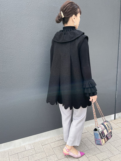 Dual styles scallop coat