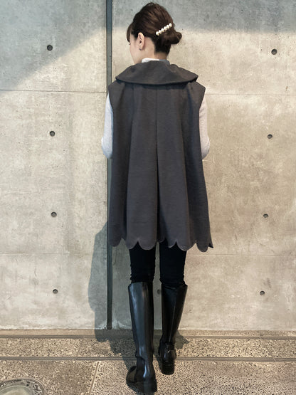 Dual styles scallop coat