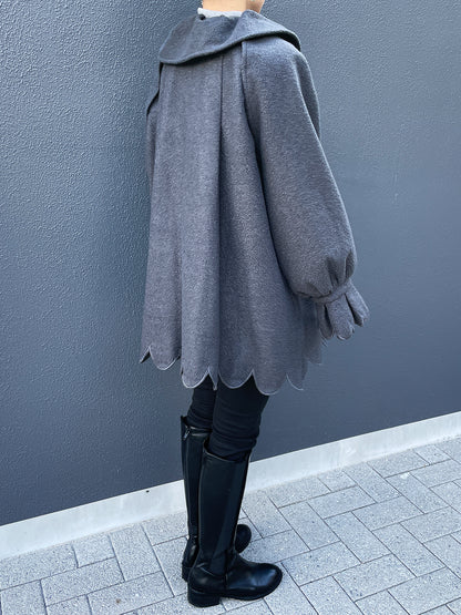 Dual styles scallop coat