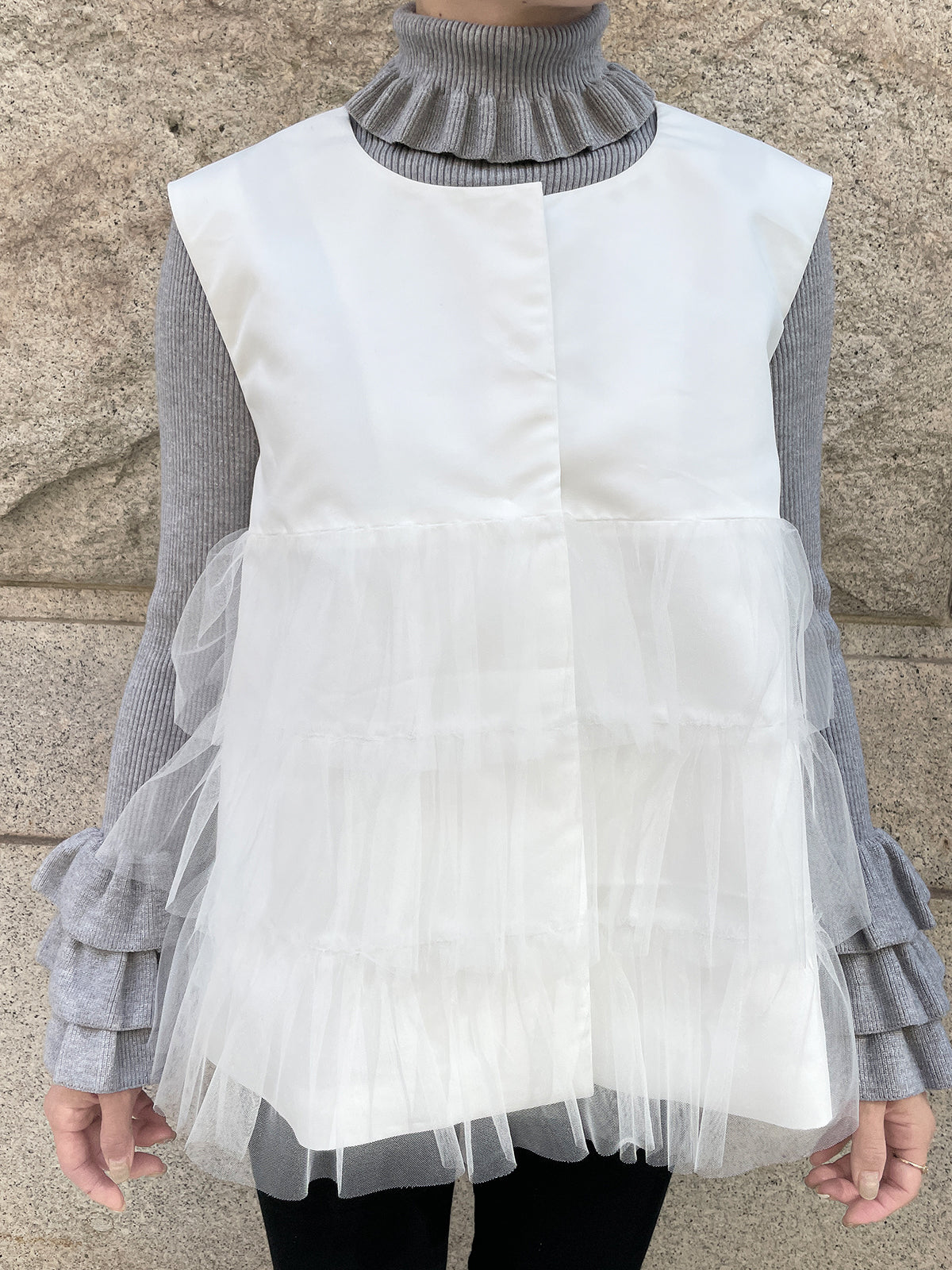 DANDAN tulle gillet / DANDAN チュールジレ – youa by NT