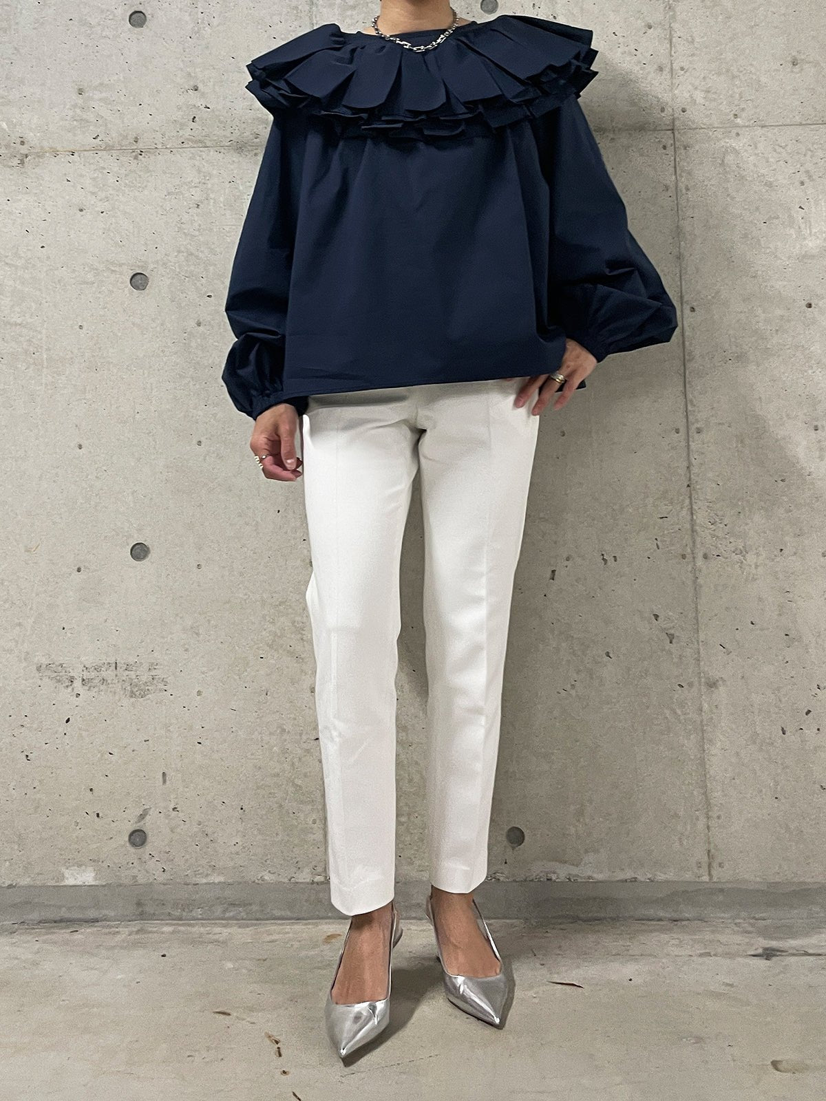 HARISEN Blouse Navy / ハリセンブラウス ネイビー – youa by NT