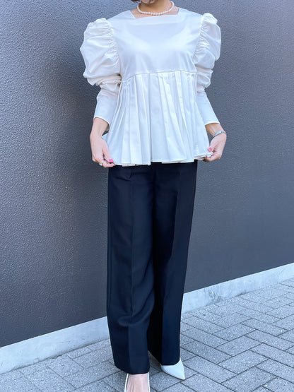 MKMK puffsquare blouse White /  モクモクパフスクエアブラウス ホワイト