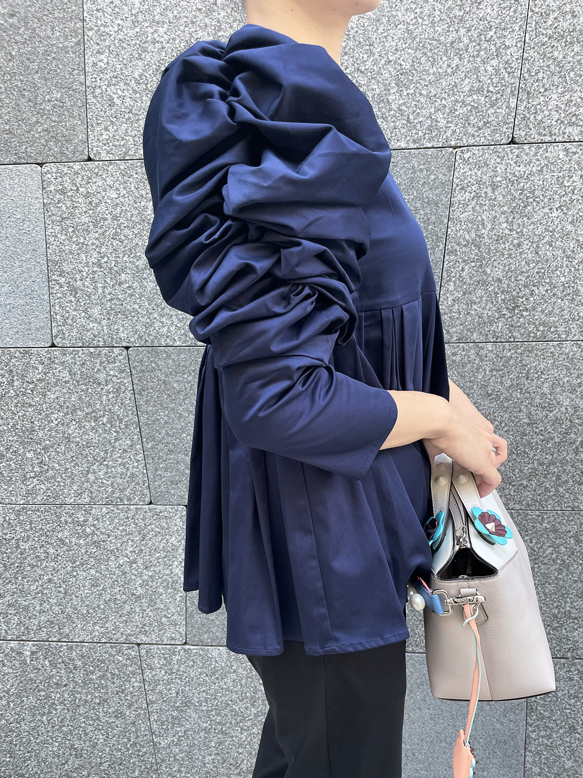 MKMK puffsquare blouse Navy /  モクモクパフスクエアブラウス ネイビー