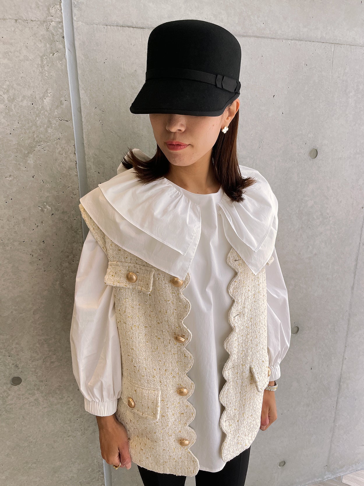 Scallop Tweed Gilet White / スカラップツイードジレ ホワイト – youa