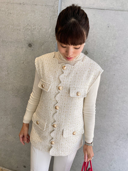 Scallop Tweed Gilet White