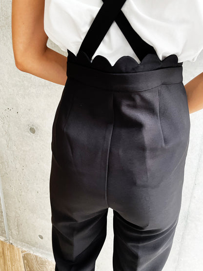 Scallop Pants Black